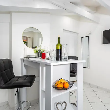 Gorgeous In With Wifi Apartment Rijeka